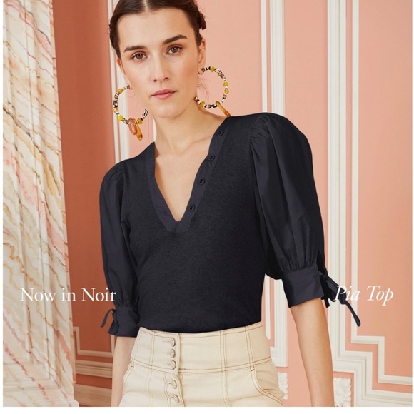Ulla Johnson Tops - Ulla Johnson Pia Top in Noir Puff Sleeves Small